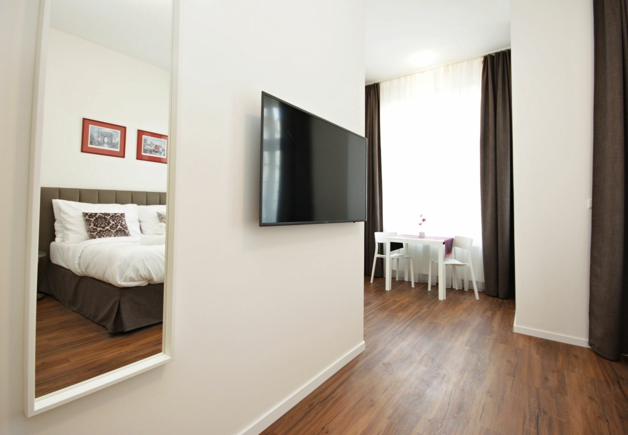 Elizabeth Hotel 4*